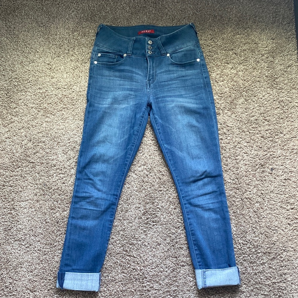 GUESS JEANS